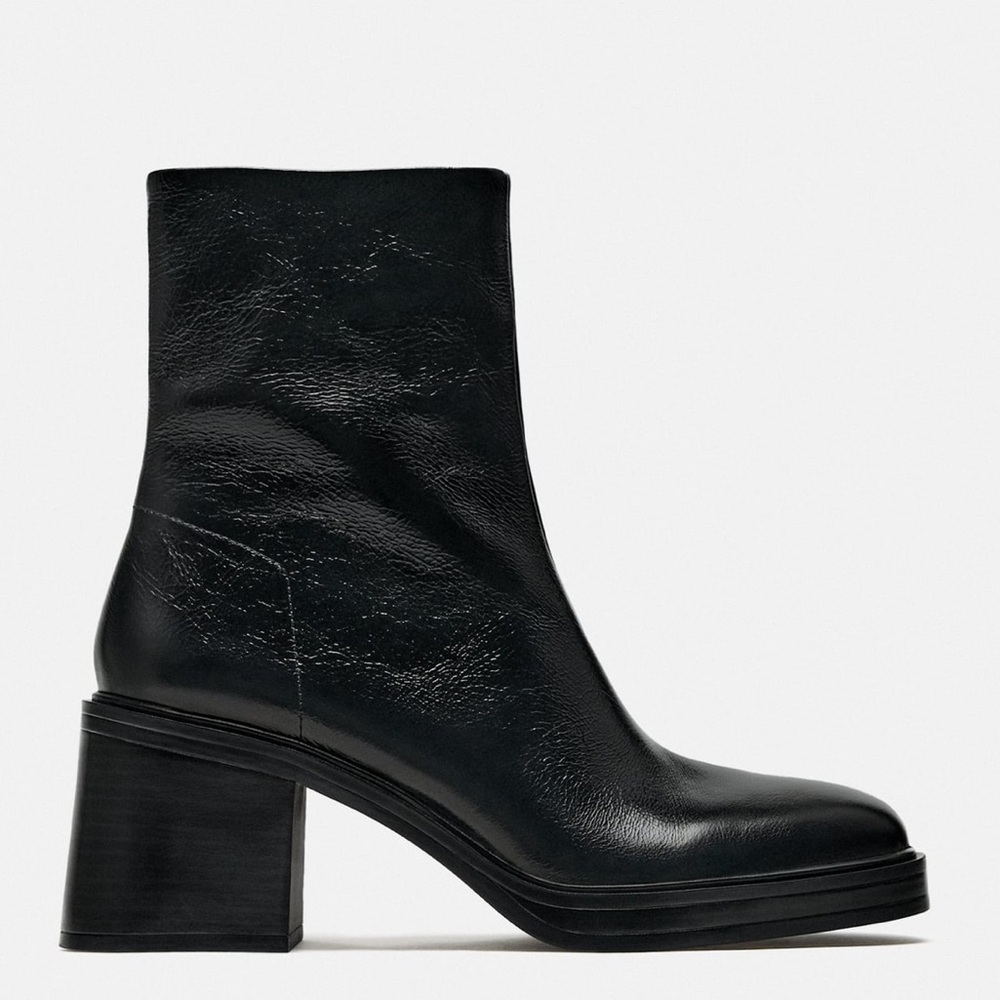 Leather block boots